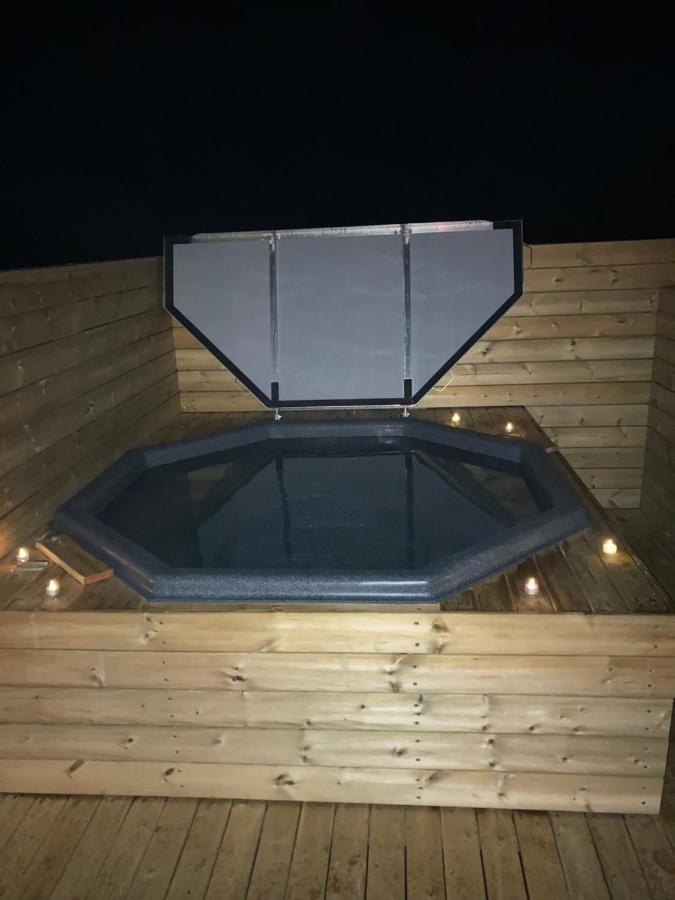 Iceland Inn Lodge, Entire Place With Hot Tub. 셀포스 외부 사진